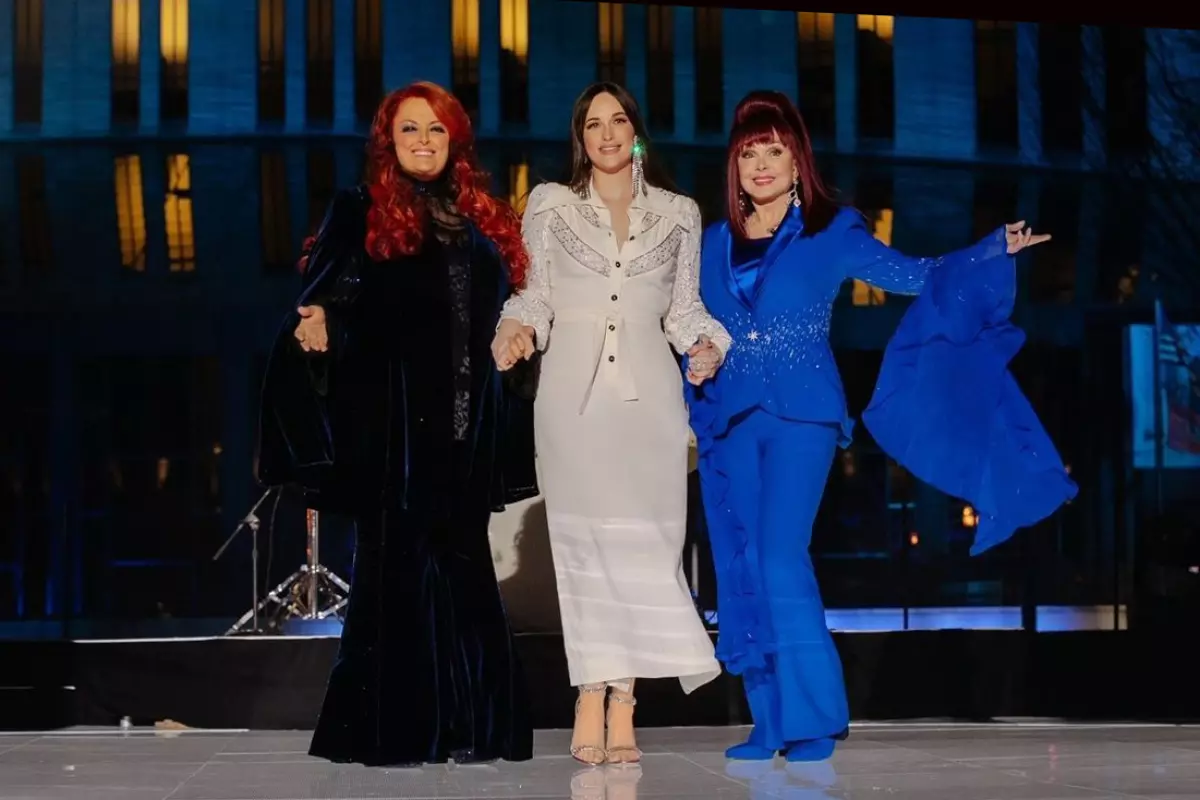 wynonna judd performance reactions